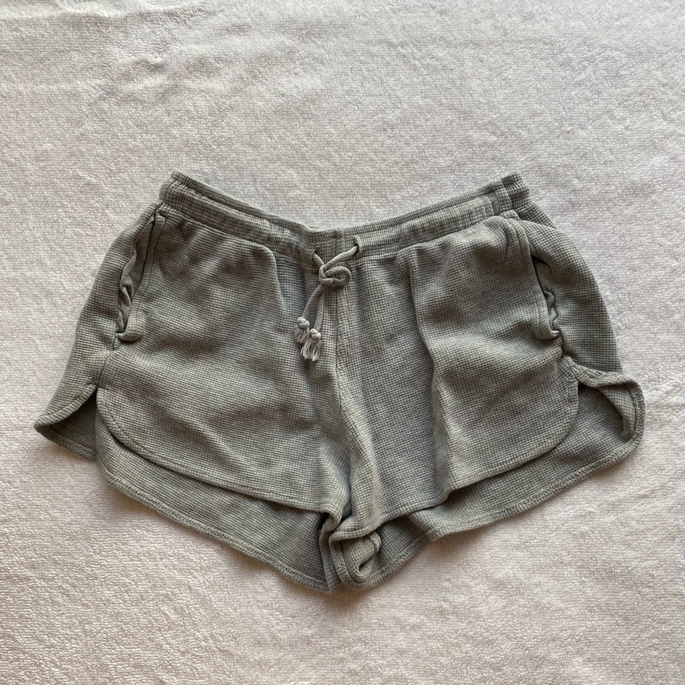 Brandy Melville summer shorts